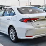 TOYOTA COROLLA GLI HYBRID 1.8L 2024 MODEL YEAR WHITE COLOR EXTERIOR - Thumbnail 18