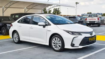 TOYOTA COROLLA GLI HYBRID 1.8L 2024 MODEL YEAR WHITE COLOR EXTERIOR