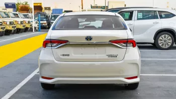 TOYOTA COROLLA GLI HYBRID 1.8L 2024 MODEL YEAR WHITE COLOR EXTERIOR