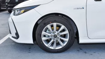 TOYOTA COROLLA GLI HYBRID 1.8L 2024 MODEL YEAR WHITE COLOR EXTERIOR