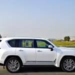 LEXUS LM350 HYBRID 2.5L E-CVT 4WD 2024 MODEL YEAR WHITE COLOR - Thumbnail 4