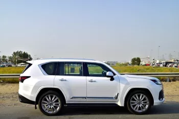 LEXUS LX600 VIP V6 3.5L PETROL 4-SEATER 2024 MODEL YEAR WHITE COLOR