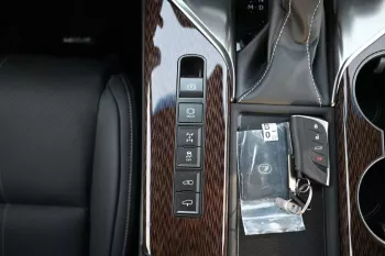 LEXUS LX600 VIP V6 3.5L PETROL 4-SEATER 2024 MODEL YEAR WHITE COLOR