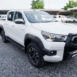 TOYOTA HILUX 2.8L DIESEL DOUBLE CAB 4 X 4 HIGH SPECS 2024 MODEL YEAR - Thumbnail 3