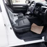 TOYOTA HILUX 2.8L DIESEL DOUBLE CAB 4 X 4 HIGH SPECS 2024 MODEL YEAR - Thumbnail 17