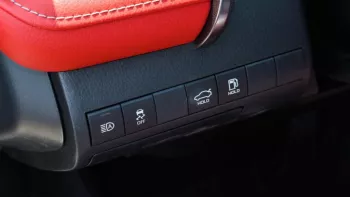 Toyota Camry SE V6 3.5L FWD 2022