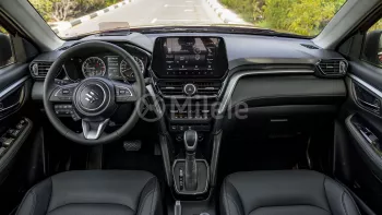 SUZUKI GRAND VITARA GLX 1.5L HYBRID 2025 MODEL YEAR RED COLOR