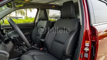 SUZUKI GRAND VITARA GLX 1.5L HYBRID 2025 MODEL YEAR RED COLOR