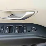 HYUNDAI TUCSON LEATHER 2.5L V4 AWD 2024 MODEL YEAR GRAY COLOR - Thumbnail 7