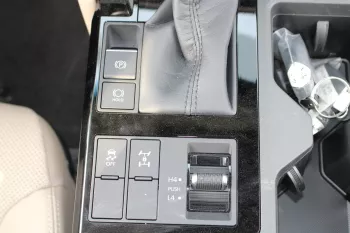 TOYOTA PRADO 250 2.8L DIESEL TXL-2 2024 MODEL YEAR BRONZE COLOR