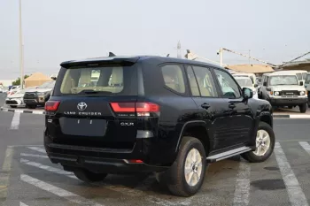 TOYOTA LAND CRUISER GXR V6 3.3L DIESEL 2024 MODEL YEAR BLACK COLOR