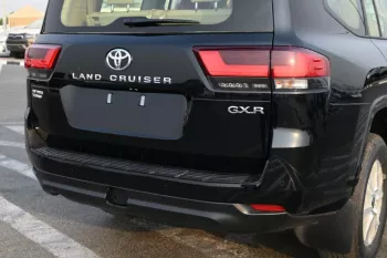 TOYOTA LAND CRUISER GXR V6 3.3L DIESEL 2024 MODEL YEAR BLACK COLOR