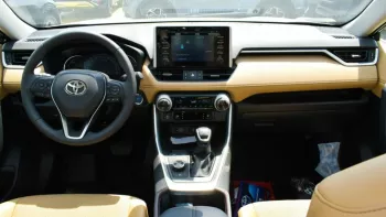 Toyota Rav 4 2022 FWD Hybrid