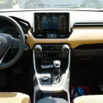 Toyota Rav 4 2022 FWD Hybrid - Thumbnail 10