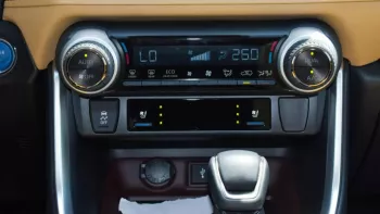 Toyota Rav 4 2022 FWD Hybrid