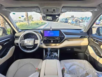 TOYOTA HIGHLANDER LIMITED 2.5L HYBRID V4 2024 MODEL YEAR