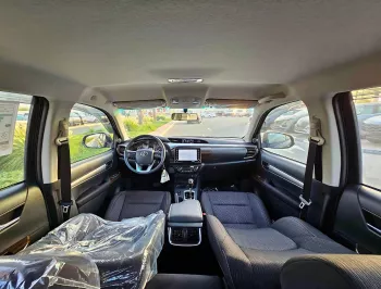 TOYOTA HILUX 2.7L PETROL 4WD 2024 MODEL YEAR BLACK COLOR