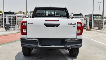 TOYOTA HILUX GR 4.0L PETROL 4WD 2024 MODEL YEAR WHITE COLOR