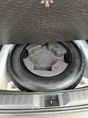 TOYOTA RAV4 LIMITED 360 CAMERA 2.5L HYBRID V4 2019 MODEL YEAR WHITE
