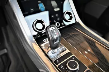 Range Rover Sport V6 Panoramic Roof 2019 Model Year Black Color