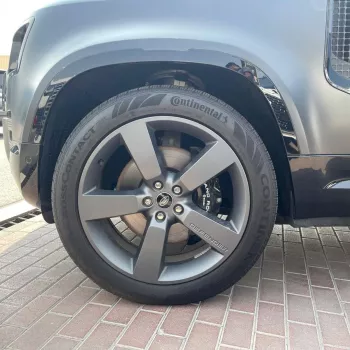 LANDROVER DEFENDER V8 CARPATHION EDITION 2023 MODEL YEAR