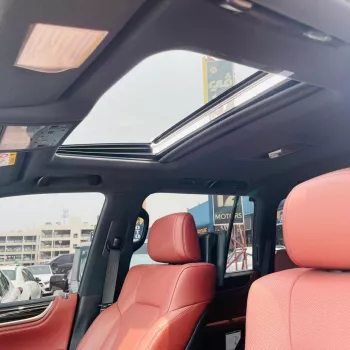 LEXUS LX570s 5.7L PETROL V8 2021 MODEL YEAR WARRANTY FROM ALFUTTAIM