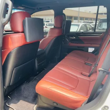 LEXUS LX570s 5.7L PETROL V8 2021 MODEL YEAR WARRANTY FROM ALFUTTAIM