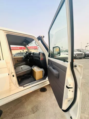 TOYOTA LAND CRUISER LC 76 SERIES 4.2L DIESEL 2024 MODEL YEAR