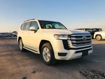 TOYOTA LAND CRUISER GXR 3.3L DIESEL V6 TWIN TURBO 2024 MODEL YEAR
