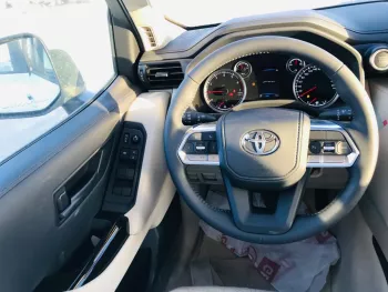 TOYOTA LAND CRUISER GXR 3.3L DIESEL V6 TWIN TURBO 2024 MODEL YEAR