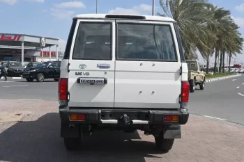 Toyota Land Cruiser Hard Top 4.2L Diesel V6 5door 2024 Model Year