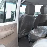 Toyota Land Cruiser Hard Top 4.2L Diesel V6 5door 2024 Model Year - Thumbnail 13