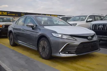 Toyota Camry Grande V6 3.5L 2022 FWD