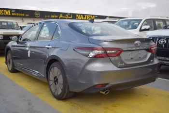 Toyota Camry Grande V6 3.5L 2022 FWD