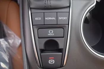 Toyota Camry Grande V6 3.5L 2022 FWD