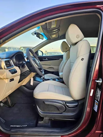 KIA SORENTO L 2.4L V4 LOW MILEAGE 2020 MODEL YEAR MAROON COLOR
