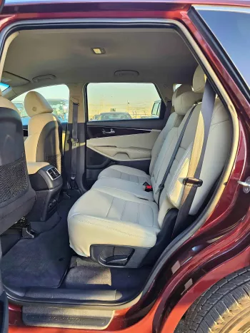 KIA SORENTO L 2.4L V4 LOW MILEAGE 2020 MODEL YEAR MAROON COLOR