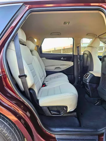 KIA SORENTO L 2.4L V4 LOW MILEAGE 2020 MODEL YEAR MAROON COLOR