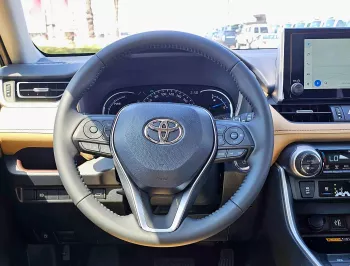 TOYOTA RAV4 2.5L PETROL FWD 2024 MODEL YEAR GREEN COLOR