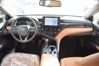 Toyota Camry Grande V6 3.5L 2022 FWD