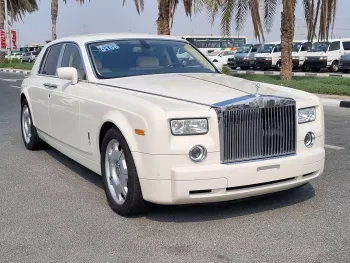 Rolls-Royce Phantom Japanese Specs 2004 Model Year White Color