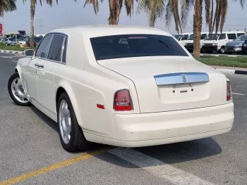 Rolls-Royce Phantom Japanese Specs 2004 Model Year White Color