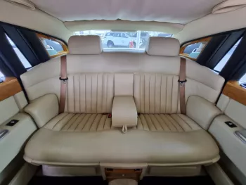 Rolls-Royce Phantom Japanese Specs 2004 Model Year White Color