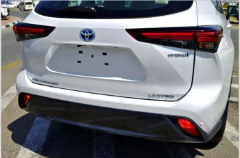 Toyota Highlander Limited Hybrid 2.5L A/T 2024 Model Year White Color