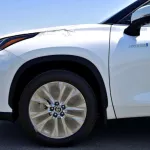 Toyota Highlander Limited Hybrid 2.5L A/T 2024 Model Year White Color - Thumbnail 4