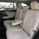 Toyota Highlander Limited Hybrid 2.5L A/T 2024 Model Year White Color - Thumbnail 13