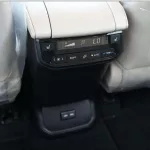 Toyota Highlander Limited Hybrid 2.5L A/T 2024 Model Year White Color - Thumbnail 16