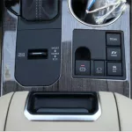 Toyota Highlander Limited Hybrid 2.5L A/T 2024 Model Year White Color - Thumbnail 18