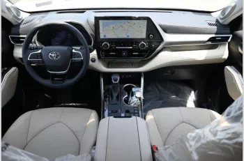 Toyota Highlander Limited Hybrid 2.5L A/T 2024 Model Year White Color