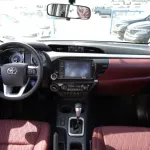 Toyota Hilux S-GLX 4Cyl 2.7L 2022 PickUp - Thumbnail 9